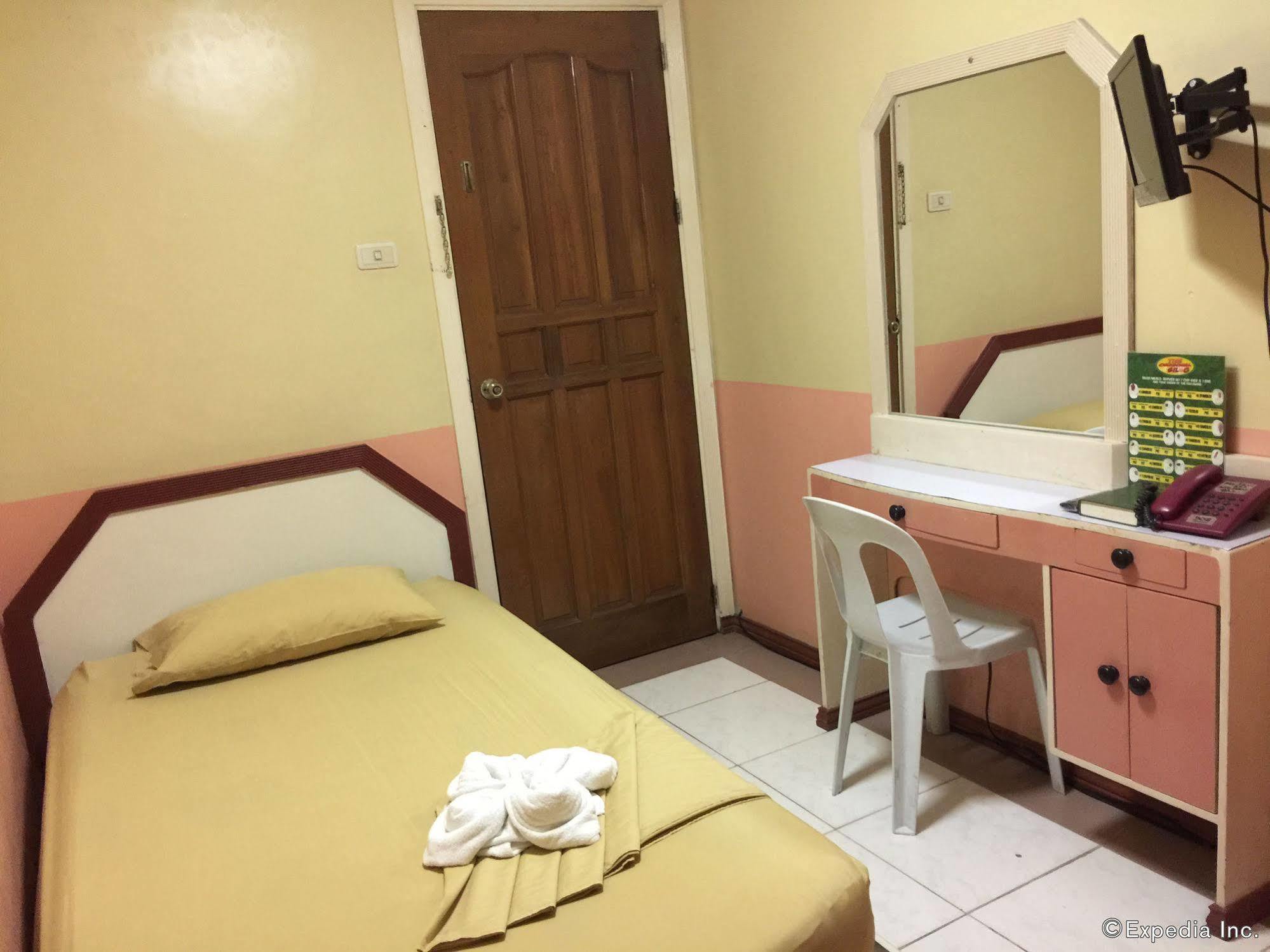 Buen Bella Pension House Tagbilaran Extérieur photo